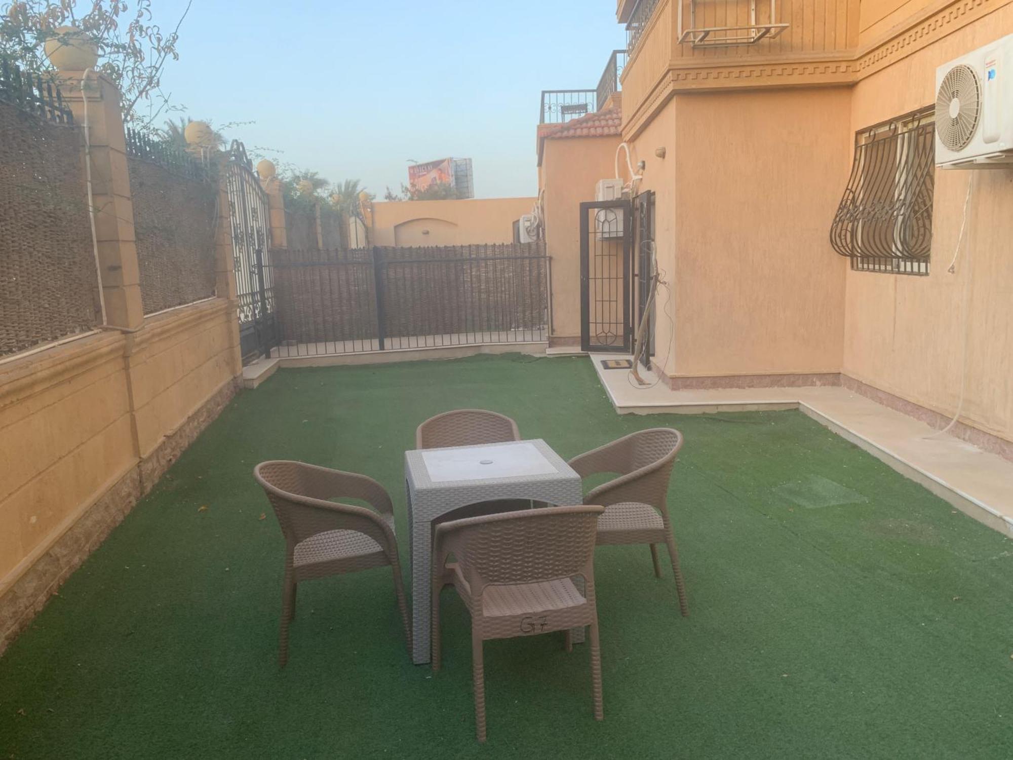 Luxury Apartments Beside Mall Of Arabia And Dar Al-Fouad Hospital - Families Only- No Alcoholic Beverages 6th of October City Exteriér fotografie
